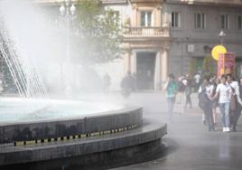 La plaza Zorrilla, en Valladolid, en los días de calor de finales de marzo.