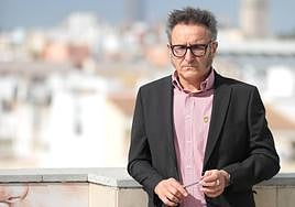 José Luis Cienfuegos.