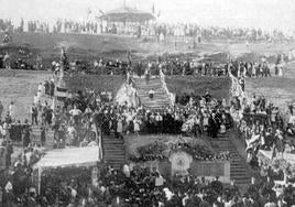 Inauguración de la remodelación de la Fuente el Sol en 1938.