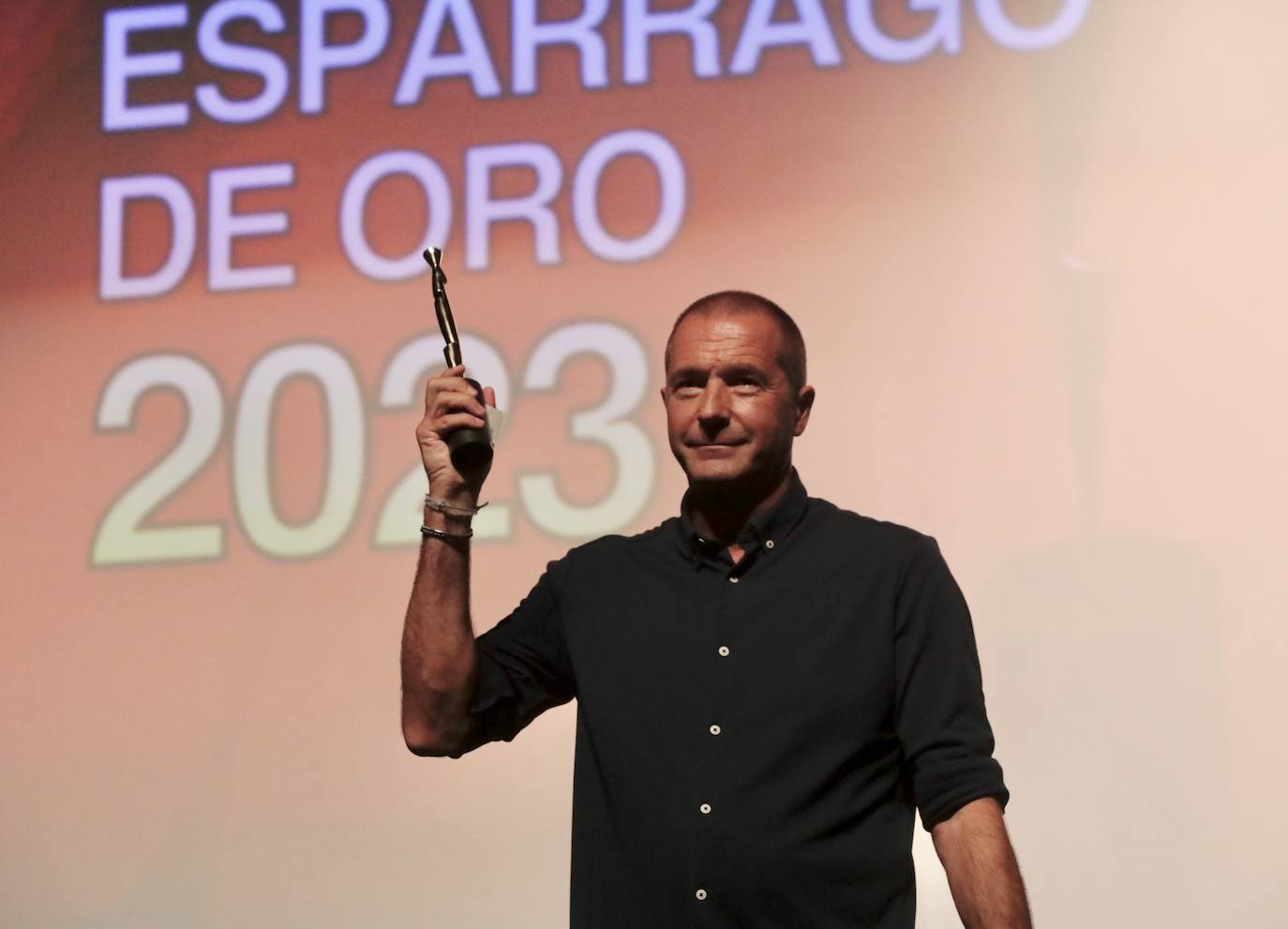 Manu Carreño recibe el premio Espárrago de Oro