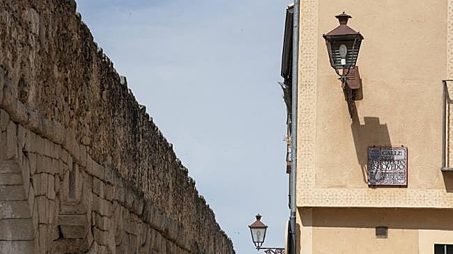 Imagen después - El antes y el después de la limpieza del Acueducto