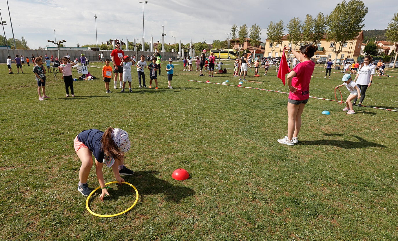 Zancadas solidarias por Siria en Villamuriel