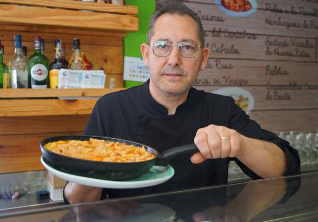 Eusebio Álvarez y su tortilla especial de callos, tan jugosa como deliciosa