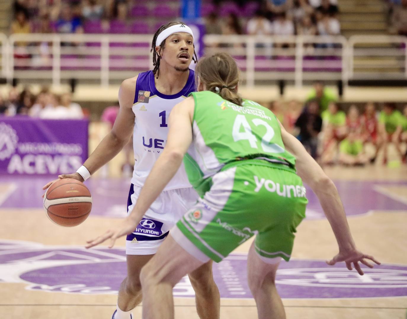 UEMC Real Valladolid Baloncesto 92 - 82 TAU Castelló