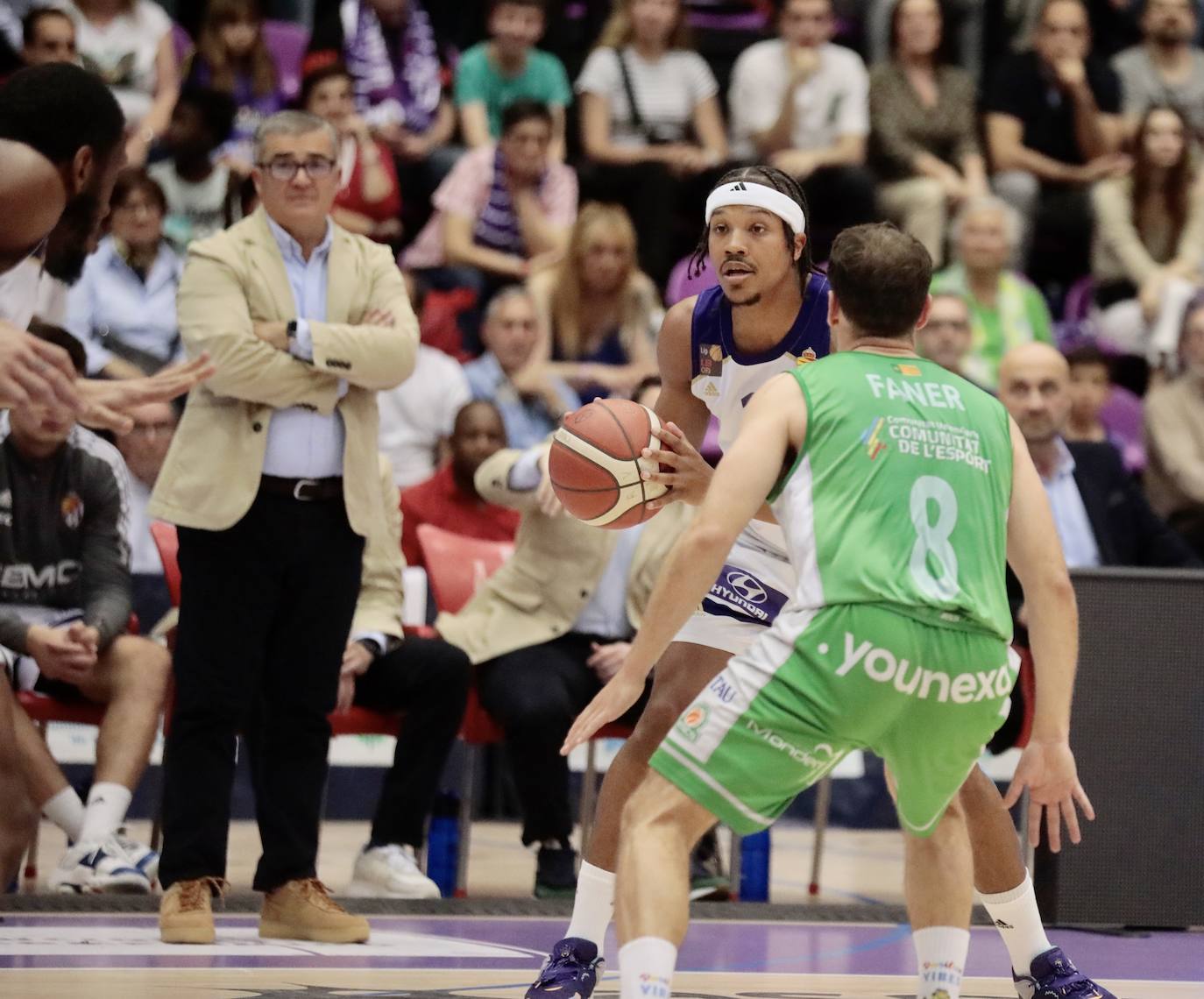 UEMC Real Valladolid Baloncesto 92 - 82 TAU Castelló