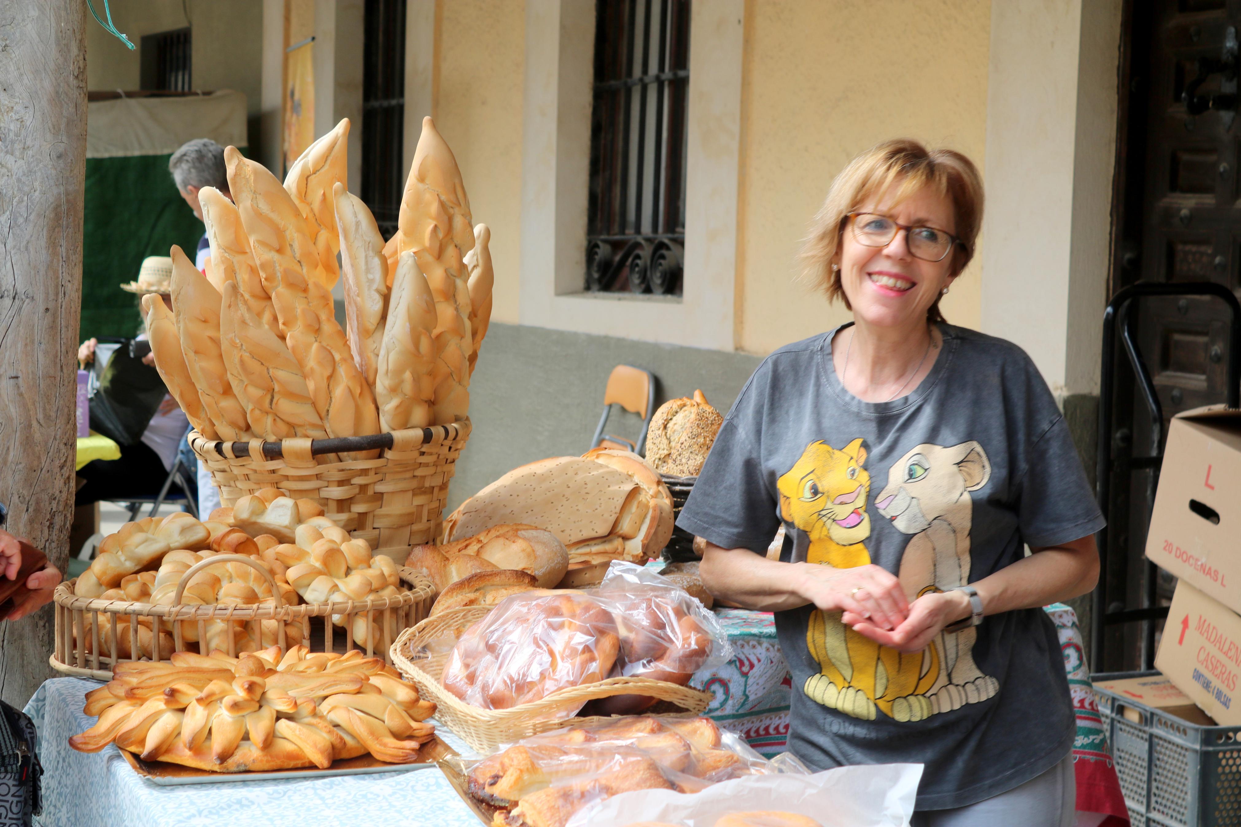 Ampudia celebra el XII Mercado Regional de la Flor