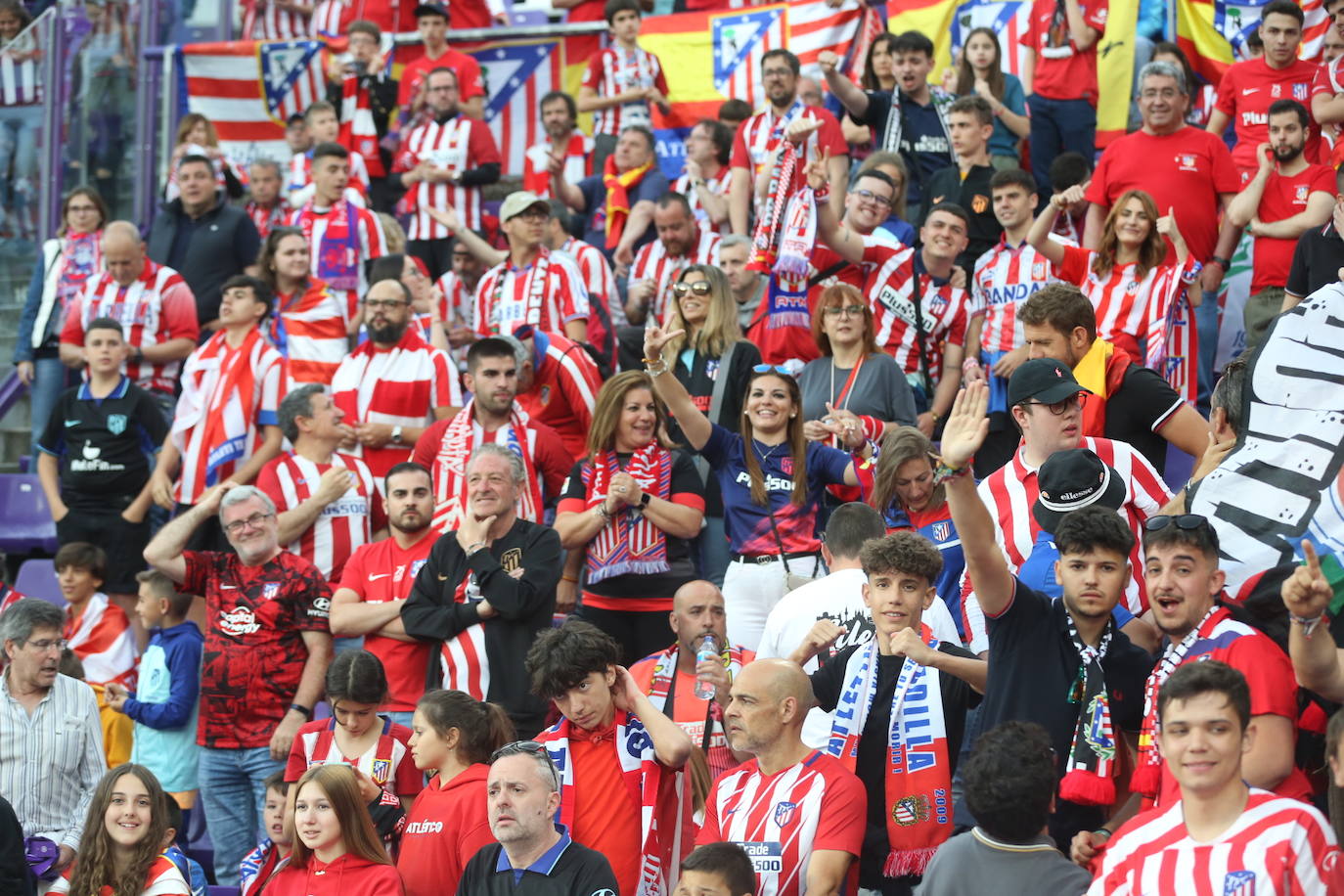 Búscate en la grada del Real Valladolid - Atlético de Madrid (2/3)