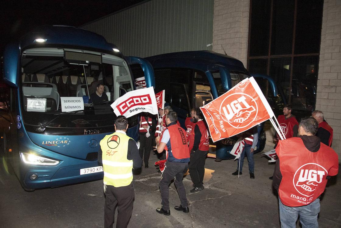 Comienza la huelga del transporte de viajeros por carretera