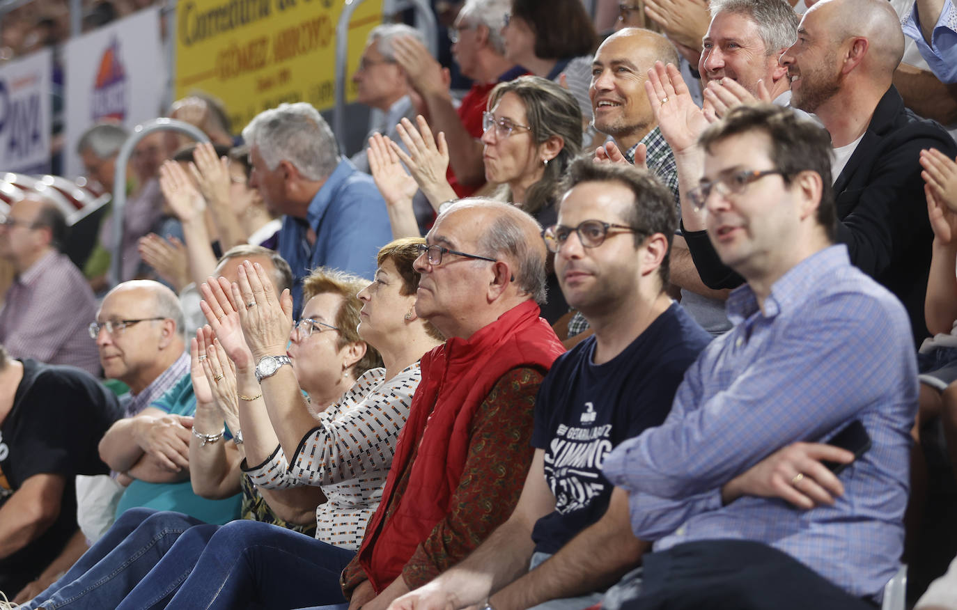 Búscate en la grada del Zunder Palencia y el Estudiantes