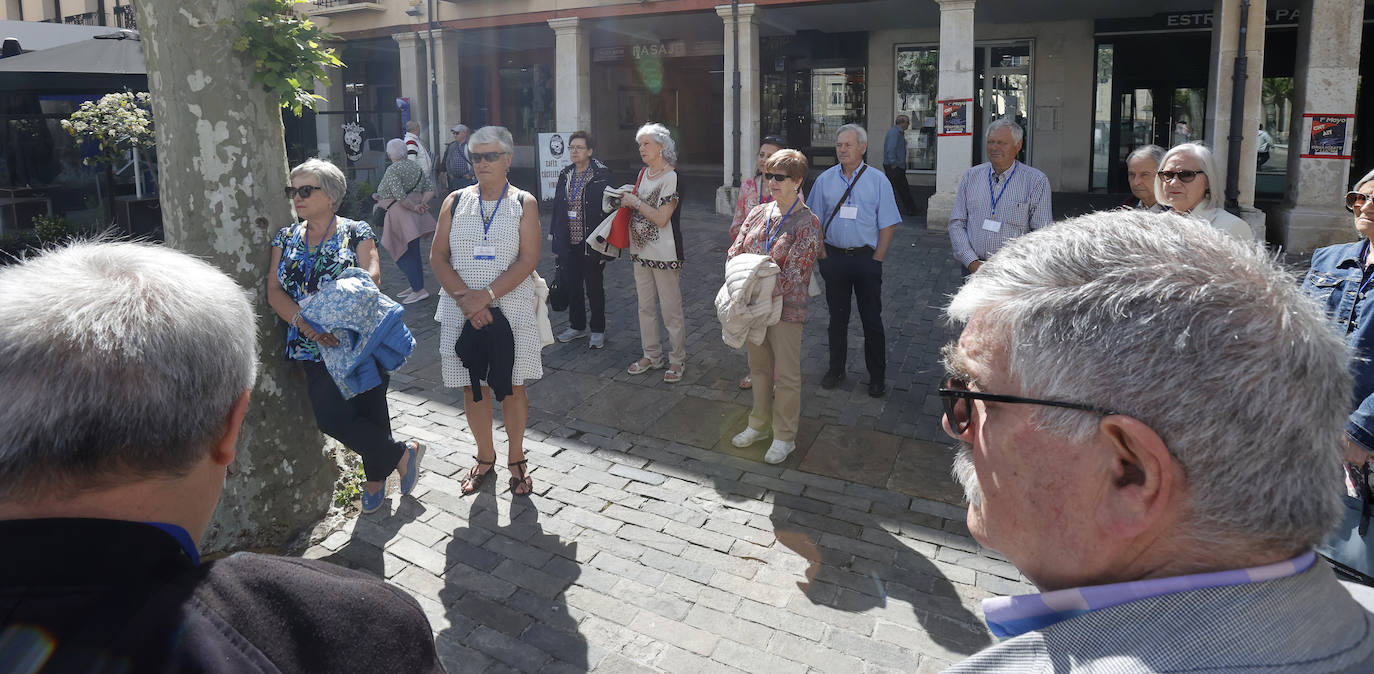 400 jubilados de Telefónica de la zona norte de España se reúnen en Palencia