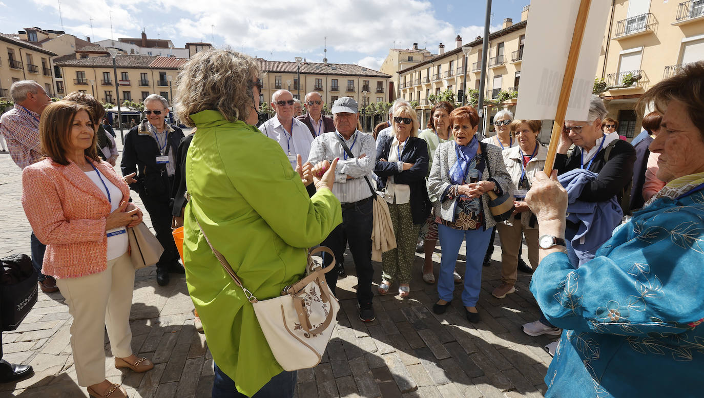 400 jubilados de Telefónica de la zona norte de España se reúnen en Palencia