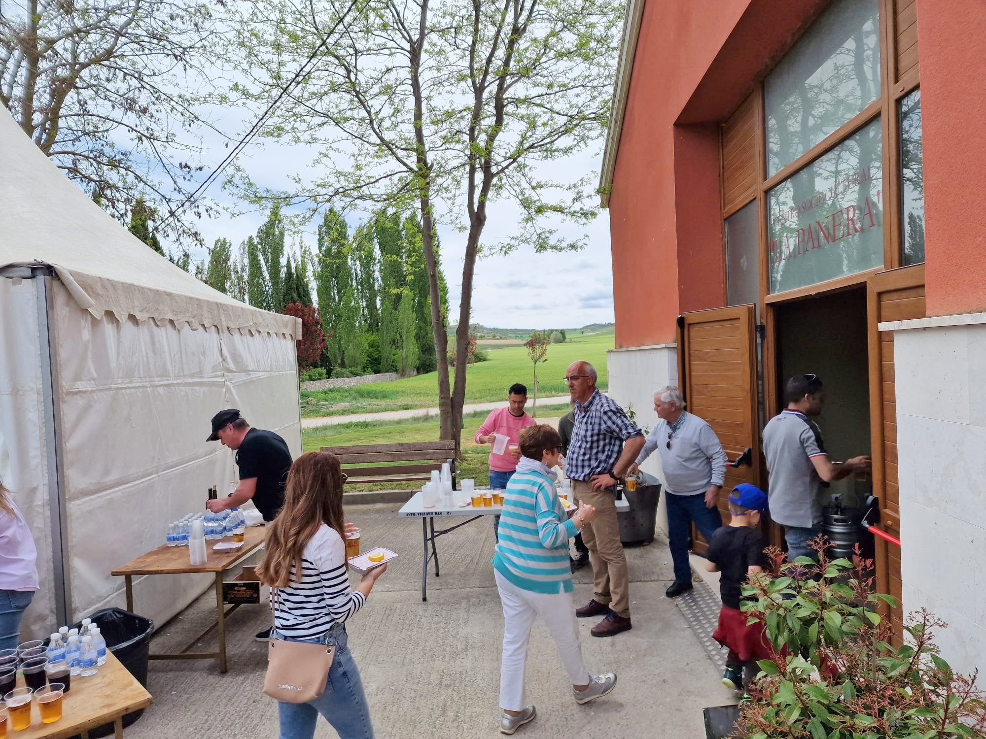Pasear entre lilas en Villaviudas
