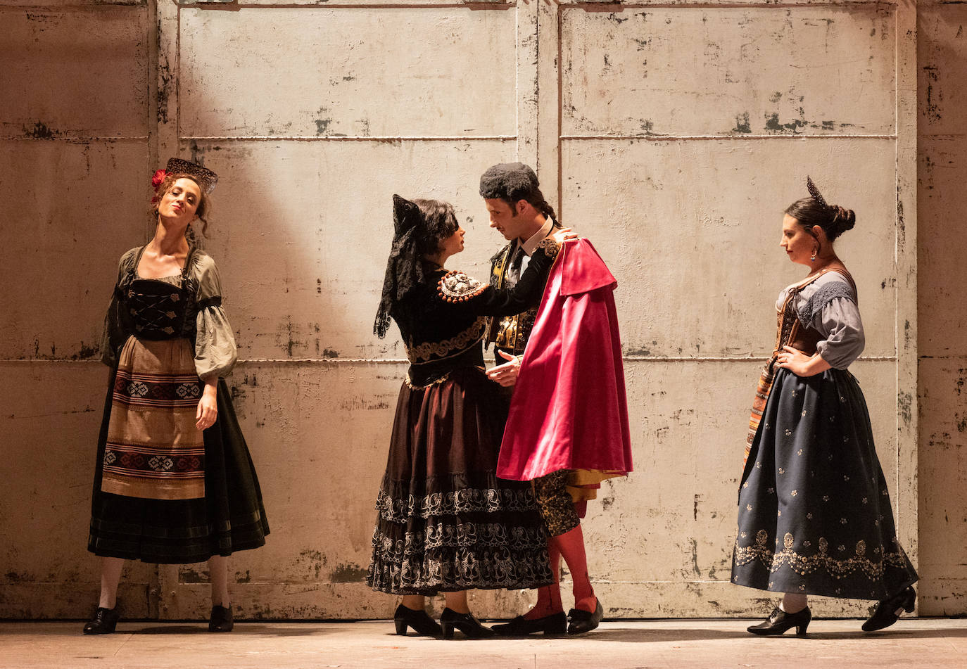 Imágenes de la ópera &#039;Carmen&#039; en su espectáculo del Teatro Calderón
