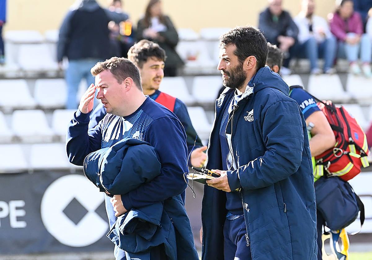 Diego Merino, junto a Gareth Griffiths.