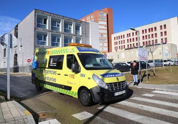 Herido grave al salirse de la vía y volcar en Ribas de Campos