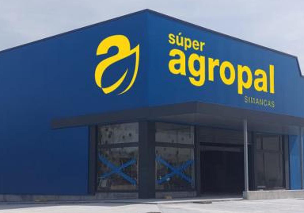 Exterior del futuro supermercado de la cadena Agropal en Simancas.