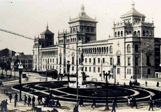 Postal de la Academia de Caballería en 1924.