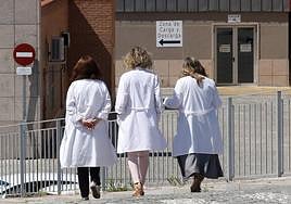 Personal sanitario en el Hospital General de Segovia.