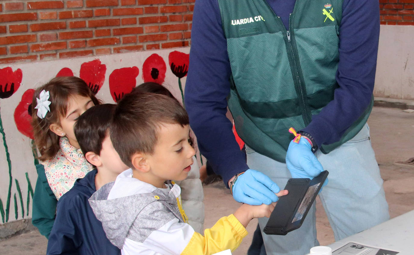 Exhibición de la Guardia Civil en Cuéllar