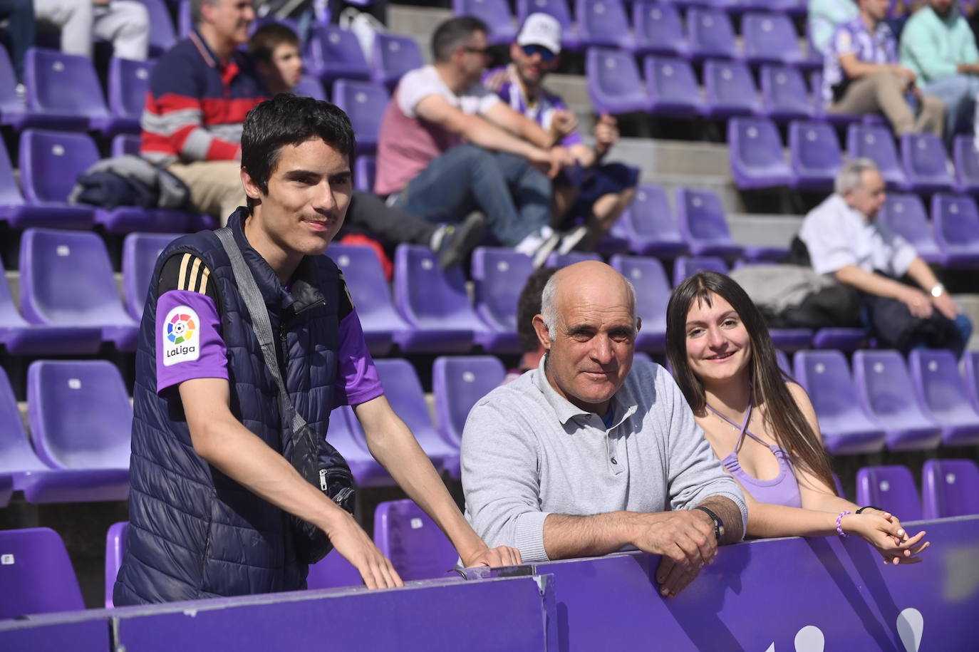 Búscate en la grada del José Zorrilla (4/5)