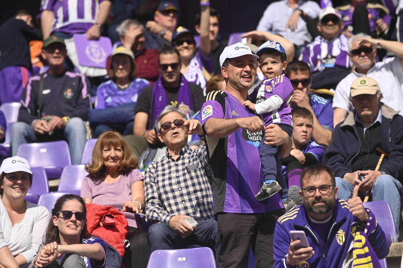 Búscate en la grada del José Zorrilla (1/5)