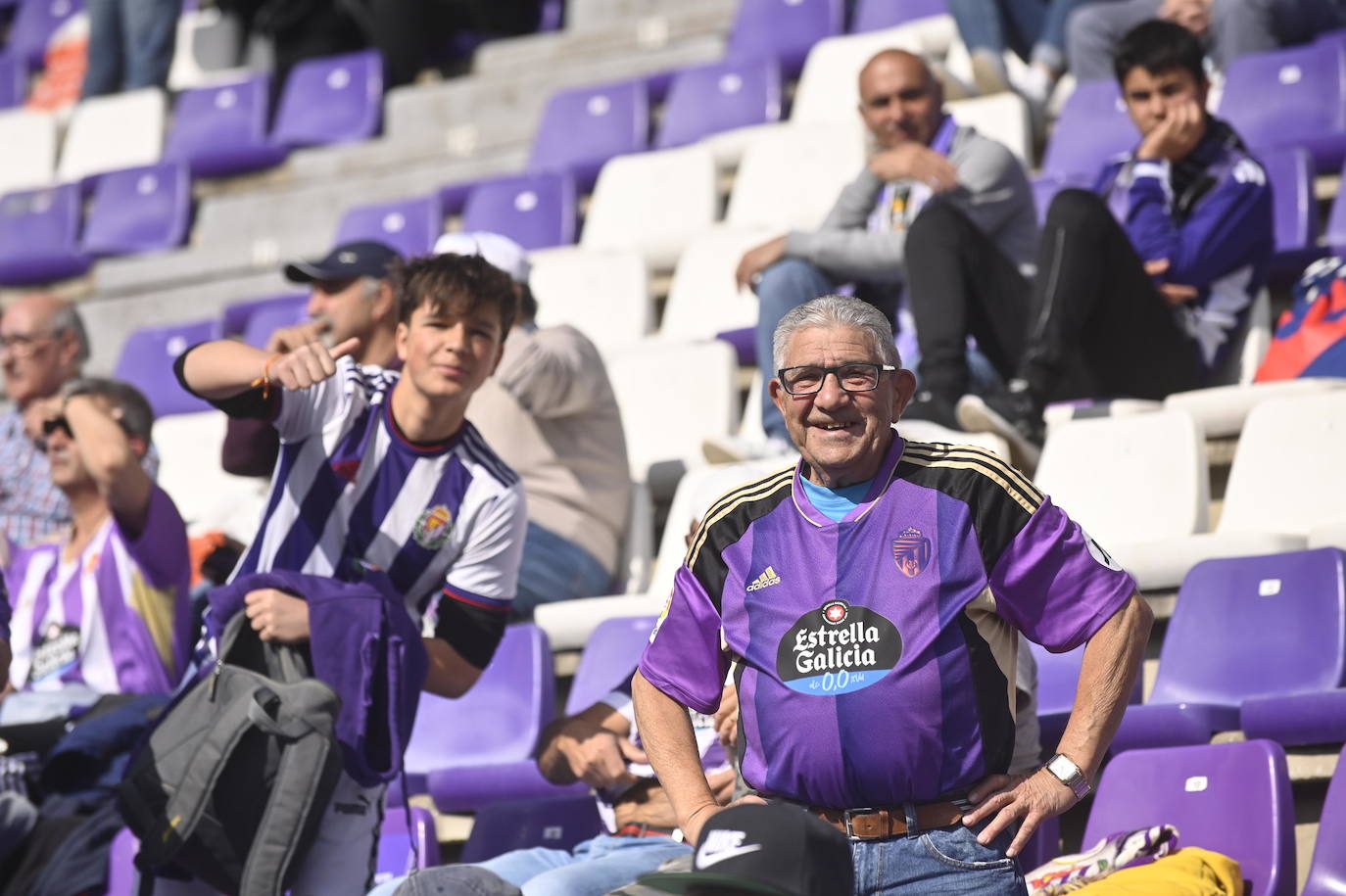 Búscate en la grada del José Zorrilla (1/5)