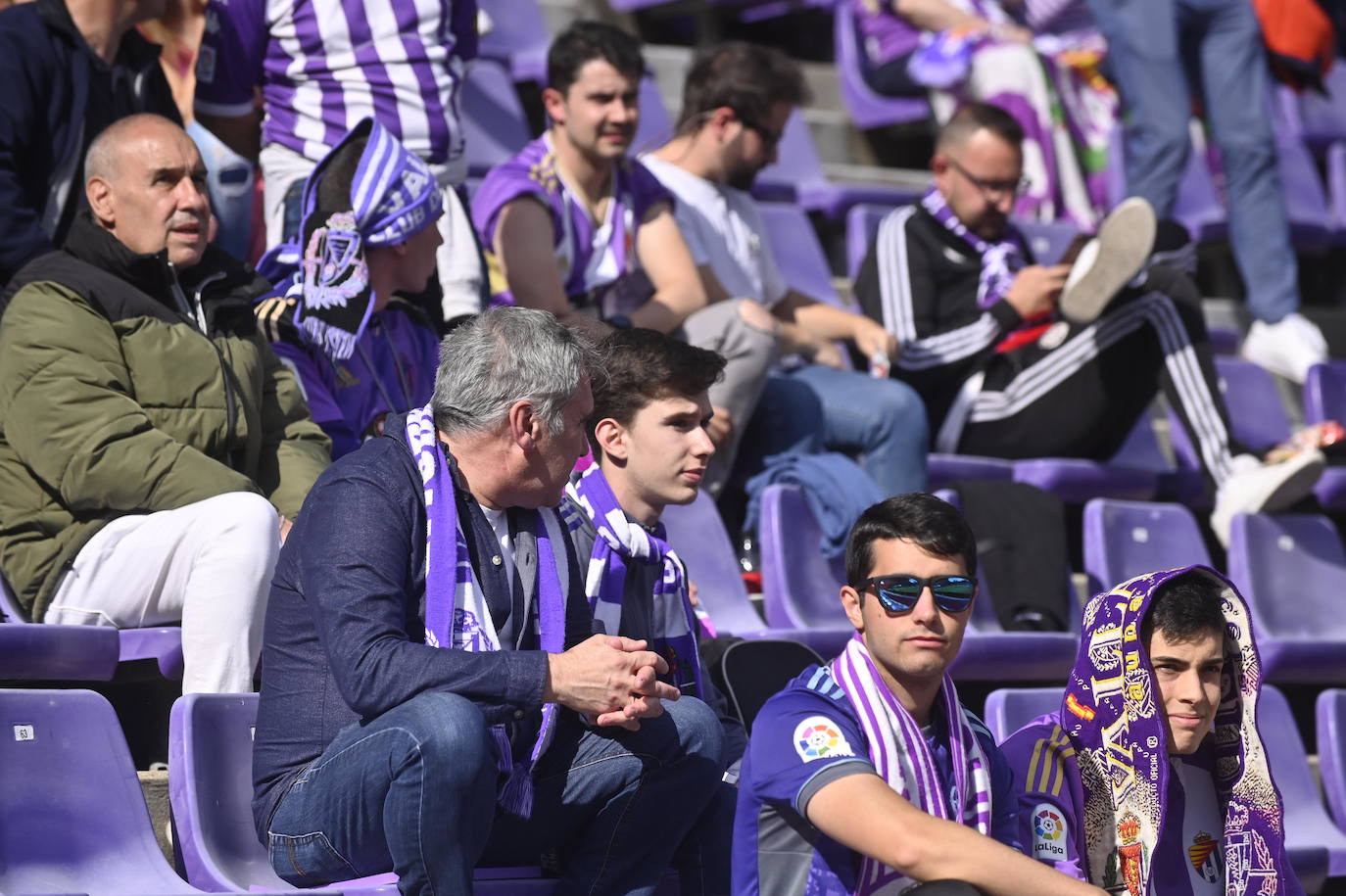 Búscate en la grada del José Zorrilla (4/5)