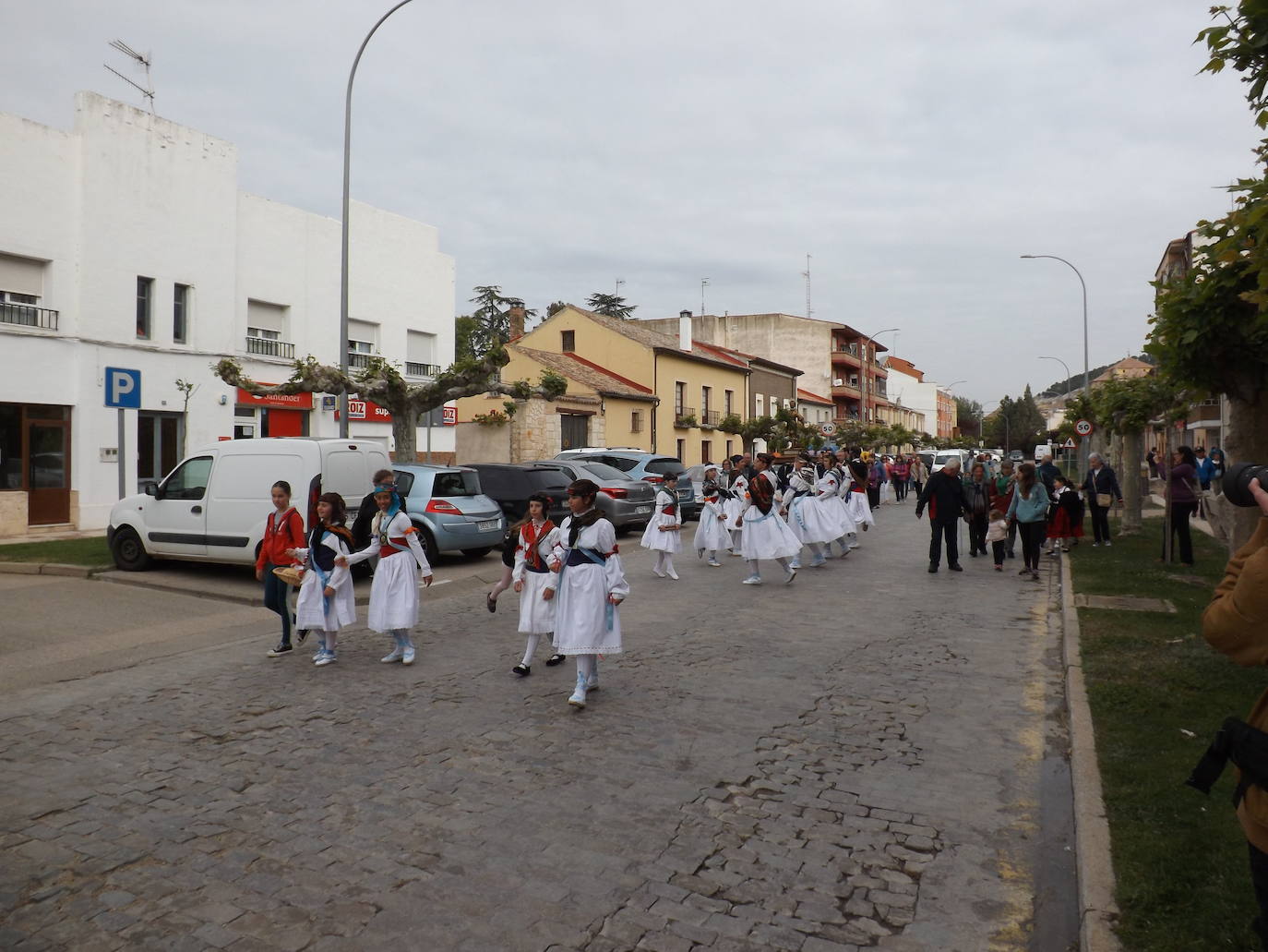 A San Isidro solo hay un camino en Dueñas