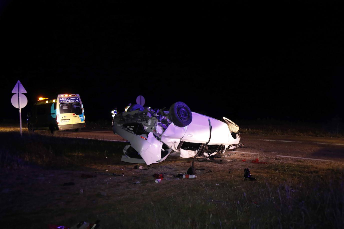 Dos jóvenes heridas en un grave accidente de tráfico en Cuéllar