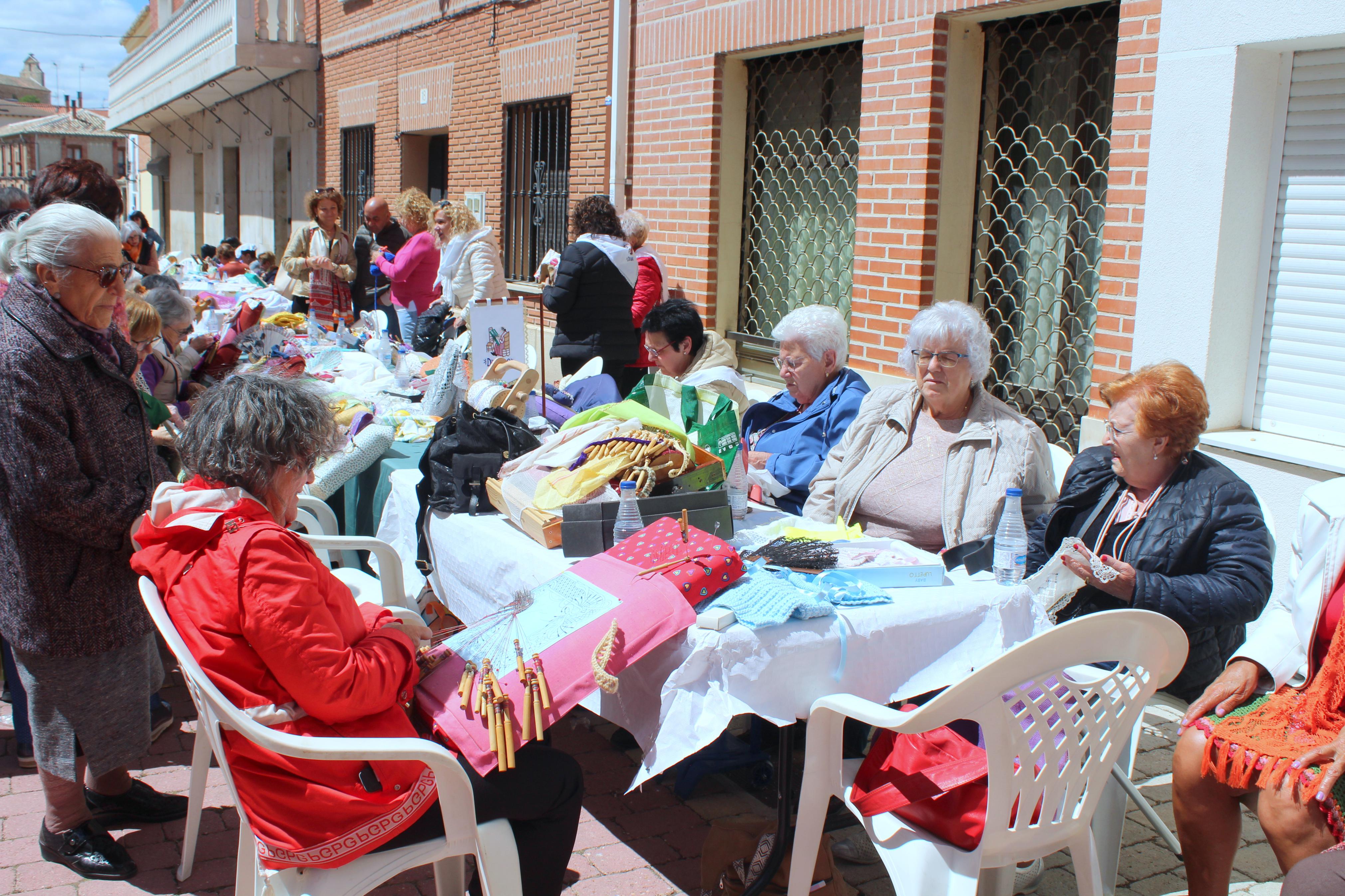 Baltanás presume de artesanía textil