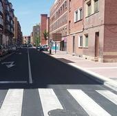 Concluyen las obras para ampliar aceras y plantar arbolado en la calle Cádiz