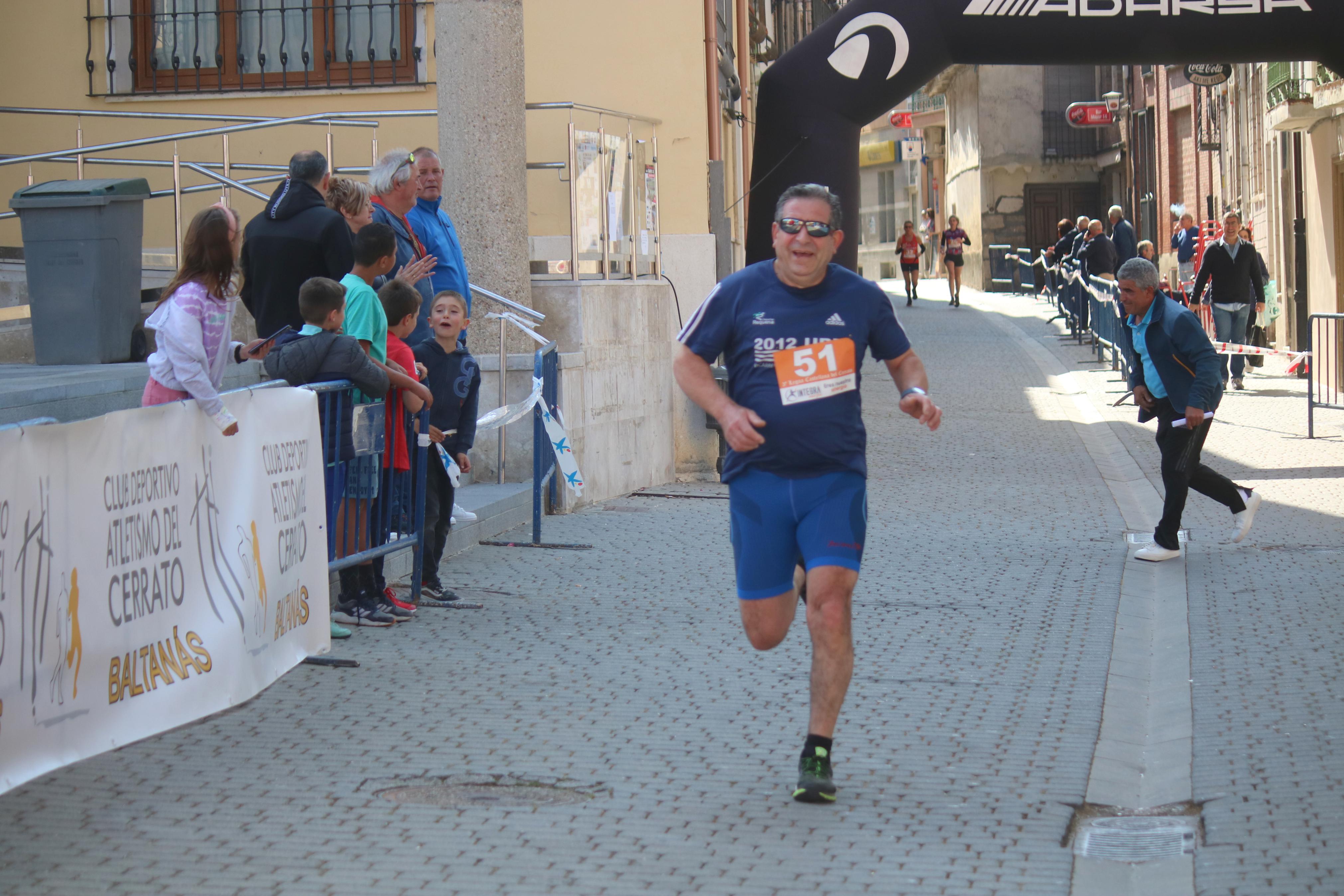 Pablo Marcos y Alicia Diago, vencedores de la IV Legua Castellana del Cerrato
