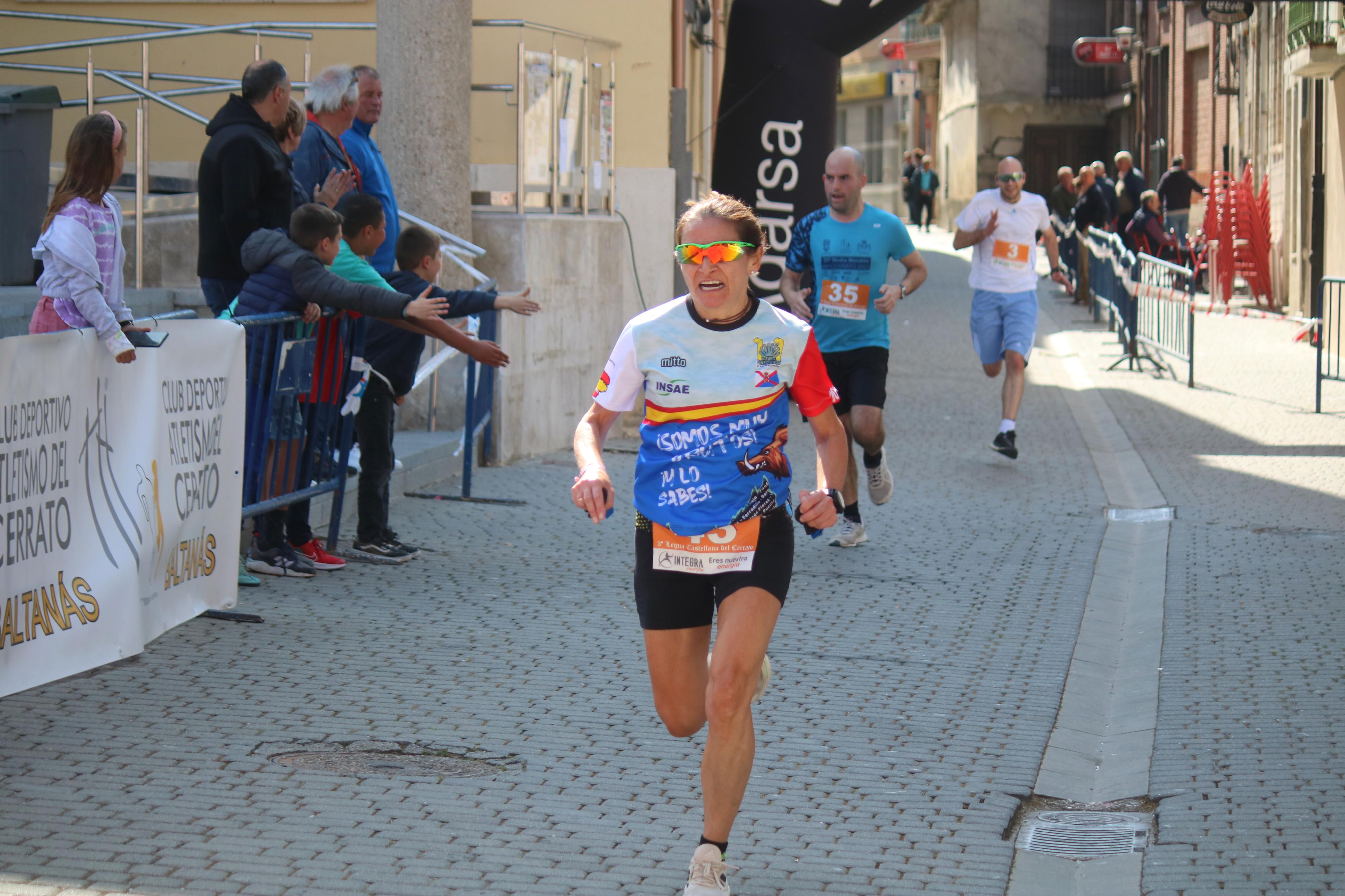 Pablo Marcos y Alicia Diago, vencedores de la IV Legua Castellana del Cerrato