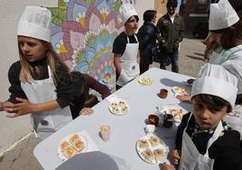 21 puestos engrandecen la Feria del Pan de Grijota