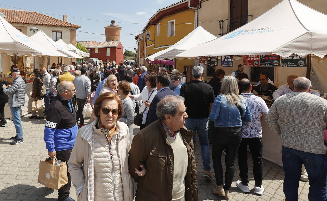 21 puestos engrandecen la Feria del Pan de Grijota