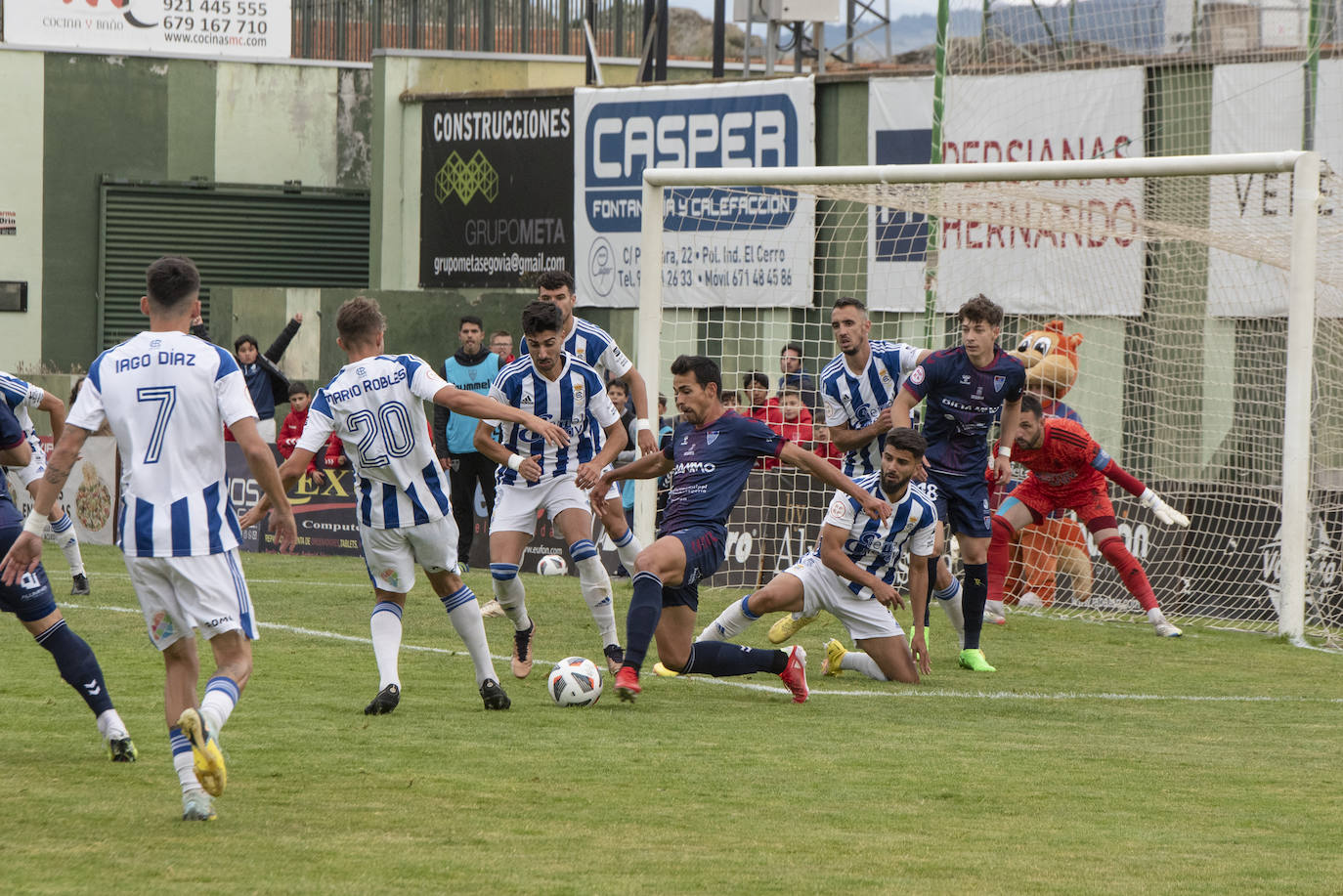 Empate sin goles entre Segoviana y Recreativo