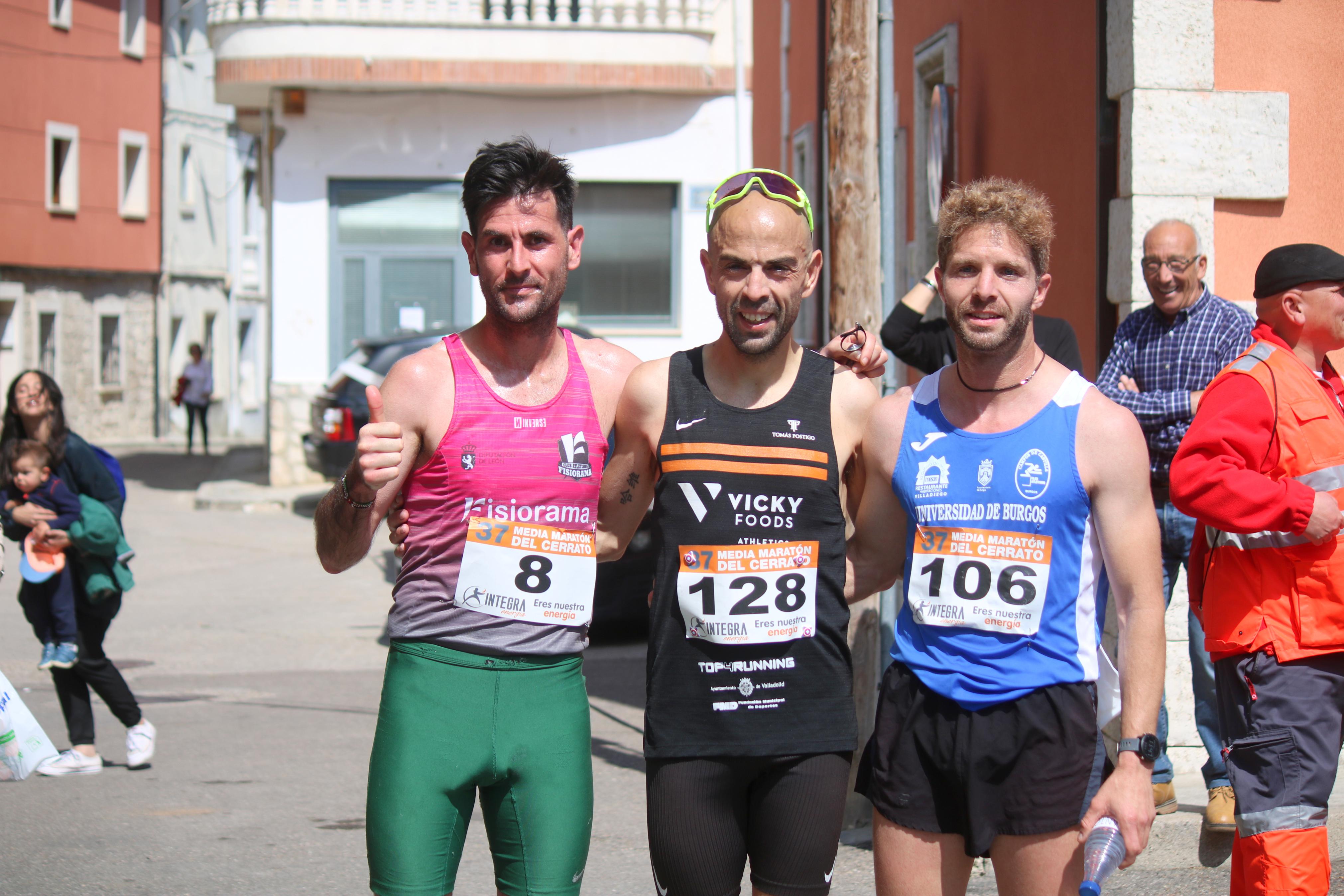 Javier Sangrador y Marta Medina reinan en la XXXVII Media Maratón del Cerrato