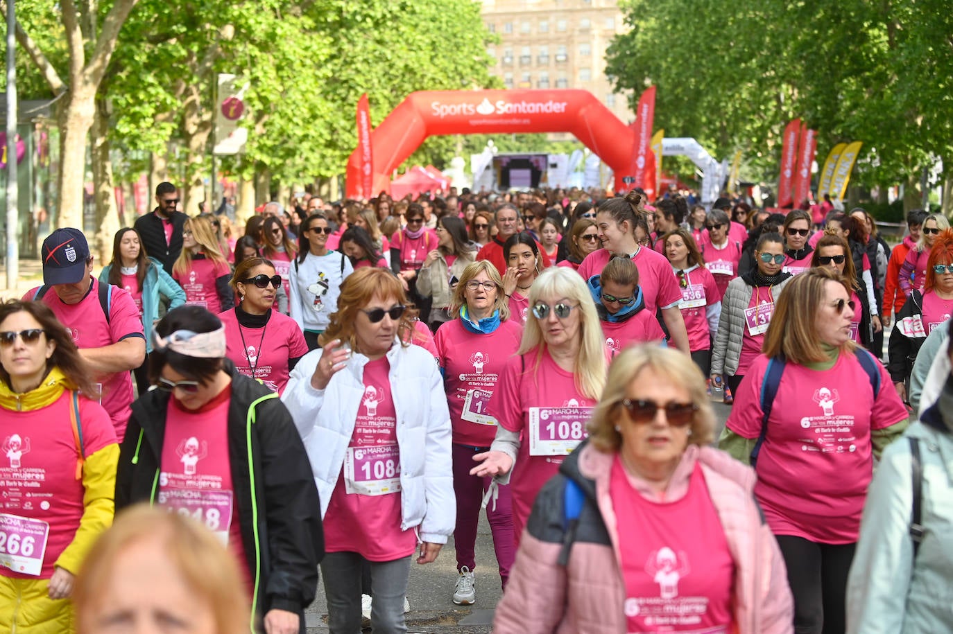 La VI Marcha y Carrera de las Mujeres toma Valladolid (y II)