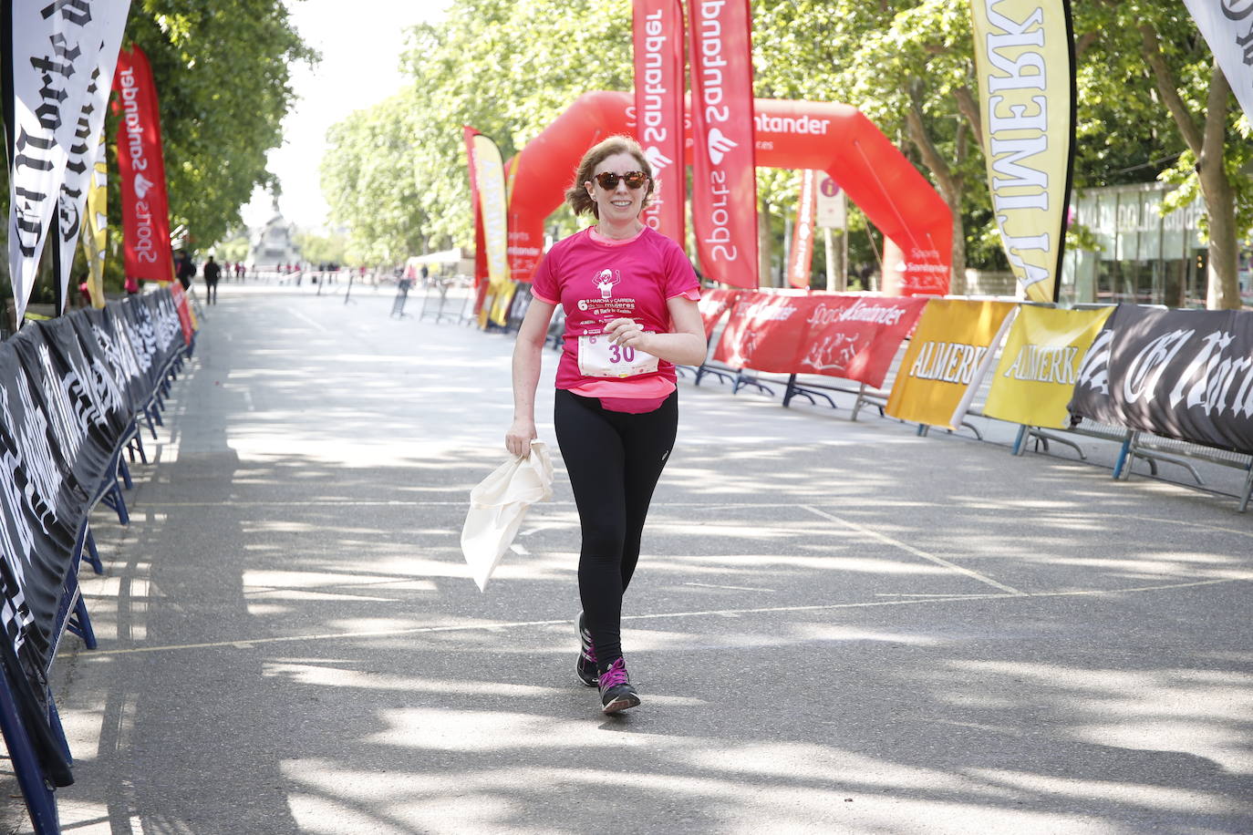 Búscate en las fotos de la VI Marcha y Carrera de las Mujeres (8/13)