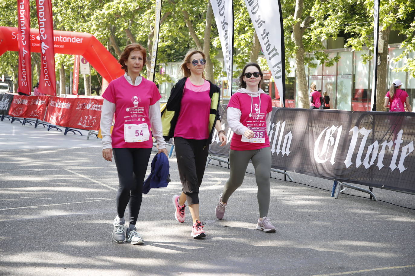 Búscate en las fotos de la VI Marcha y Carrera de las Mujeres (8/13)