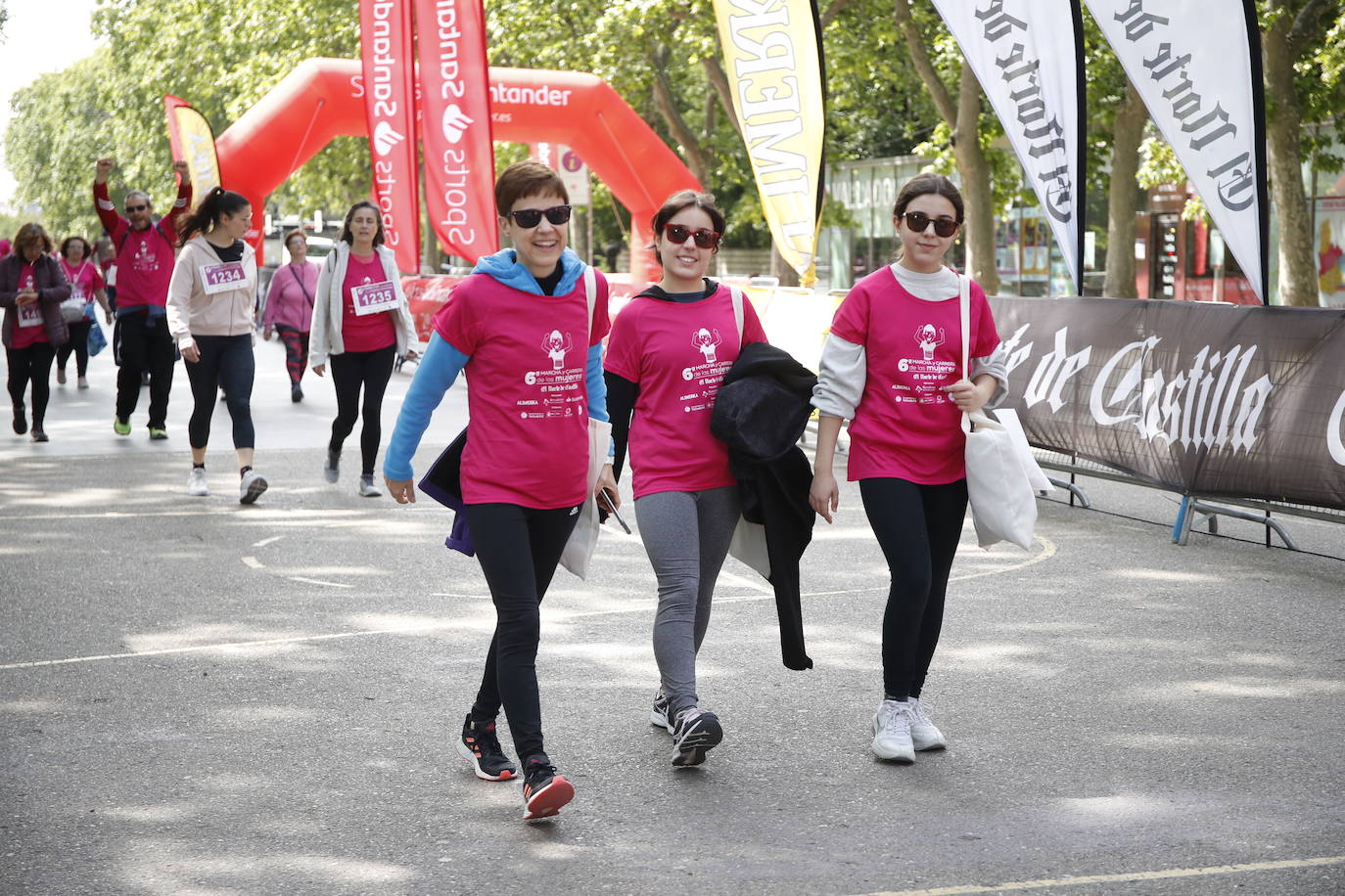 Búscate en las fotos de la VI Marcha y Carrera de las Mujeres (11/13)