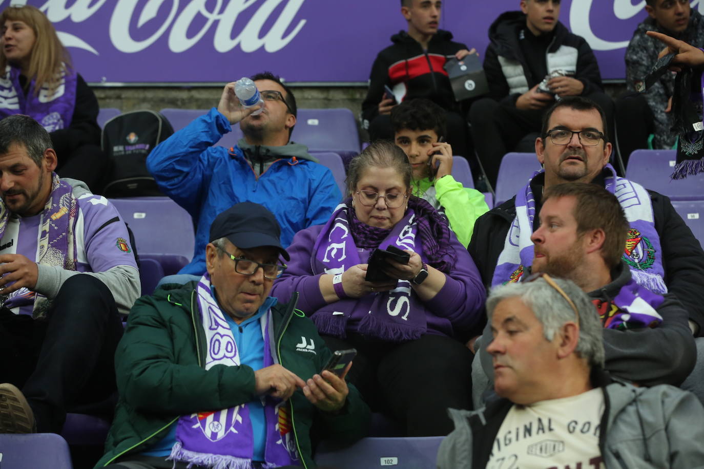 Búscate en la grada del José Zorrilla (1/4)