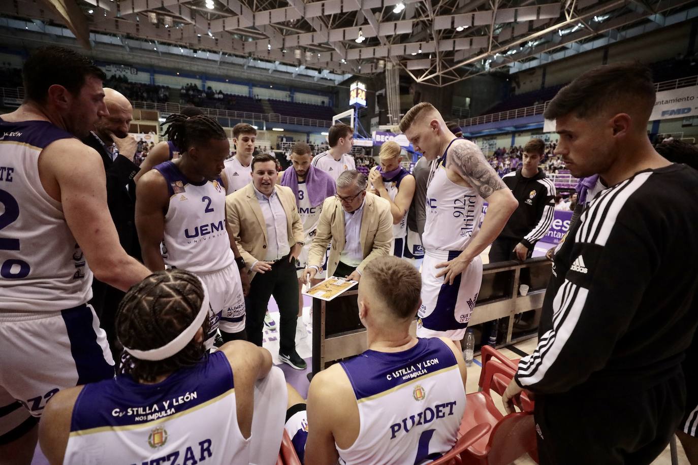 Las imágenes de la victoria del Real Valladolid Baloncesto