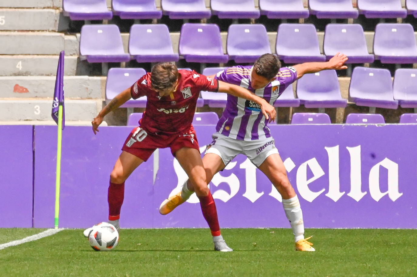 La decepción de los jugadores del Real Valladolid Promesas