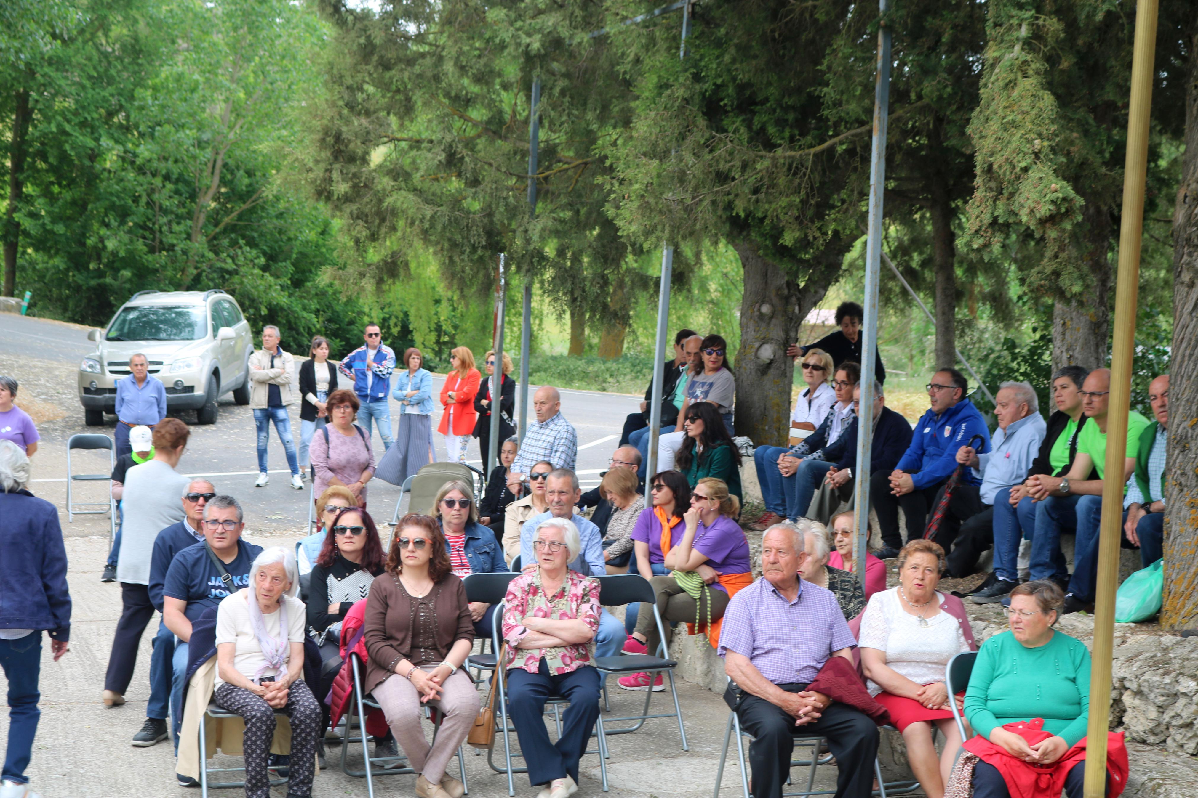 Antigüedad danza en honor a la Virgen de Garón