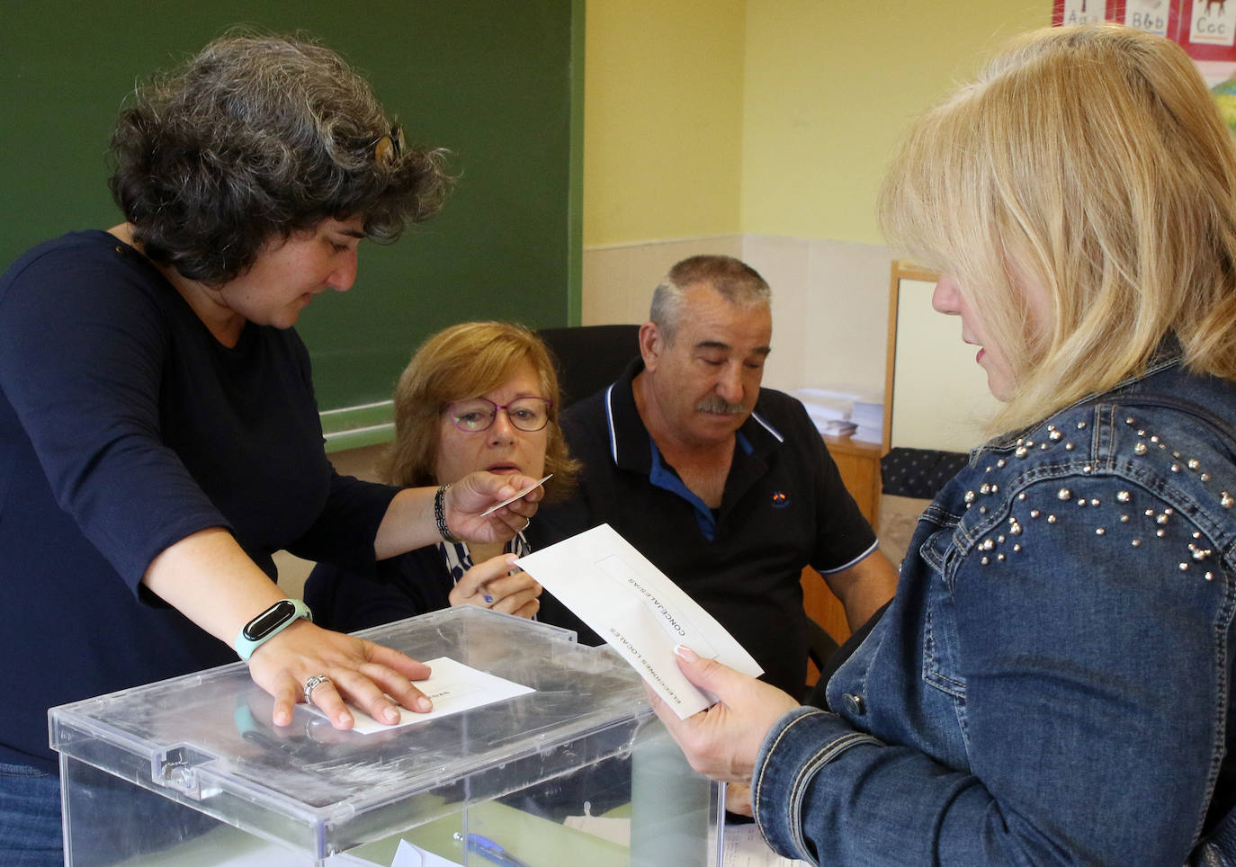 Jornada electoral en Segovia capital