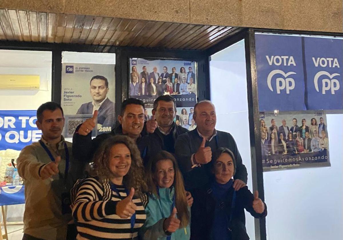 Javier Figueredo, con su candidatura del PP en El Espinar.