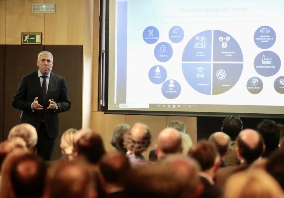 José Vicente de los Mozos, en un momento de su conferencia en el Foro de Empresarios - Fundación Schola.