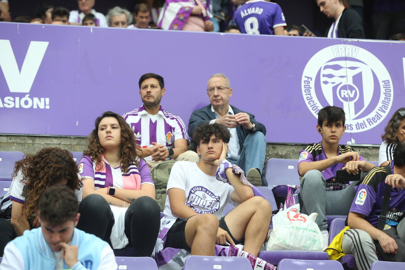 Búscate en la grada del José Zorrilla (3/4)