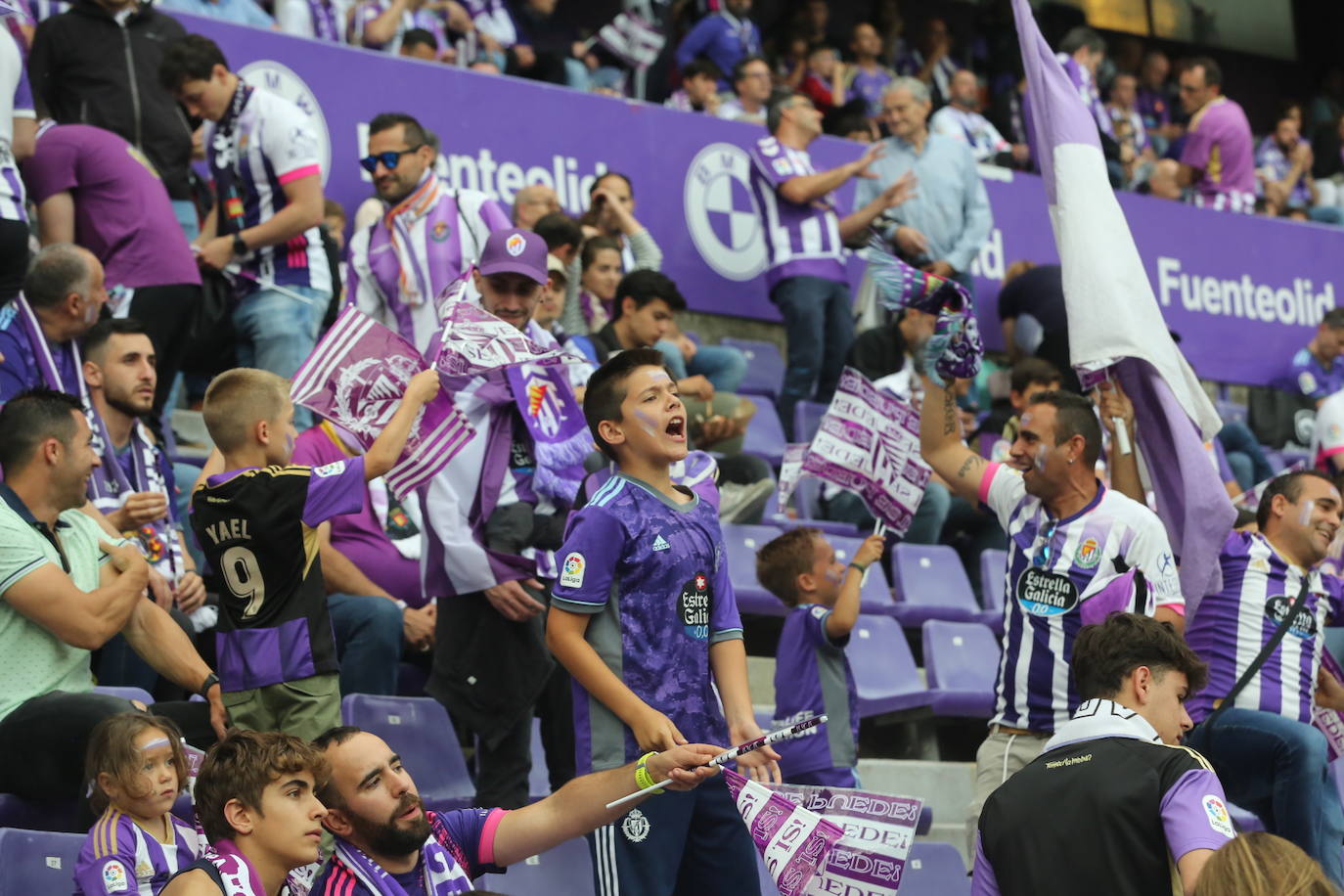 Búscate en la grada del José Zorrilla (3/4)